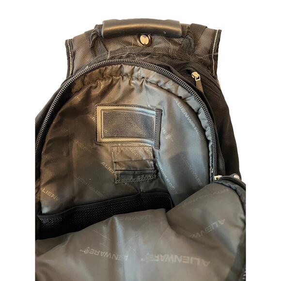 Alienware Large Black Backpack w Padding - Picture 4 of 6